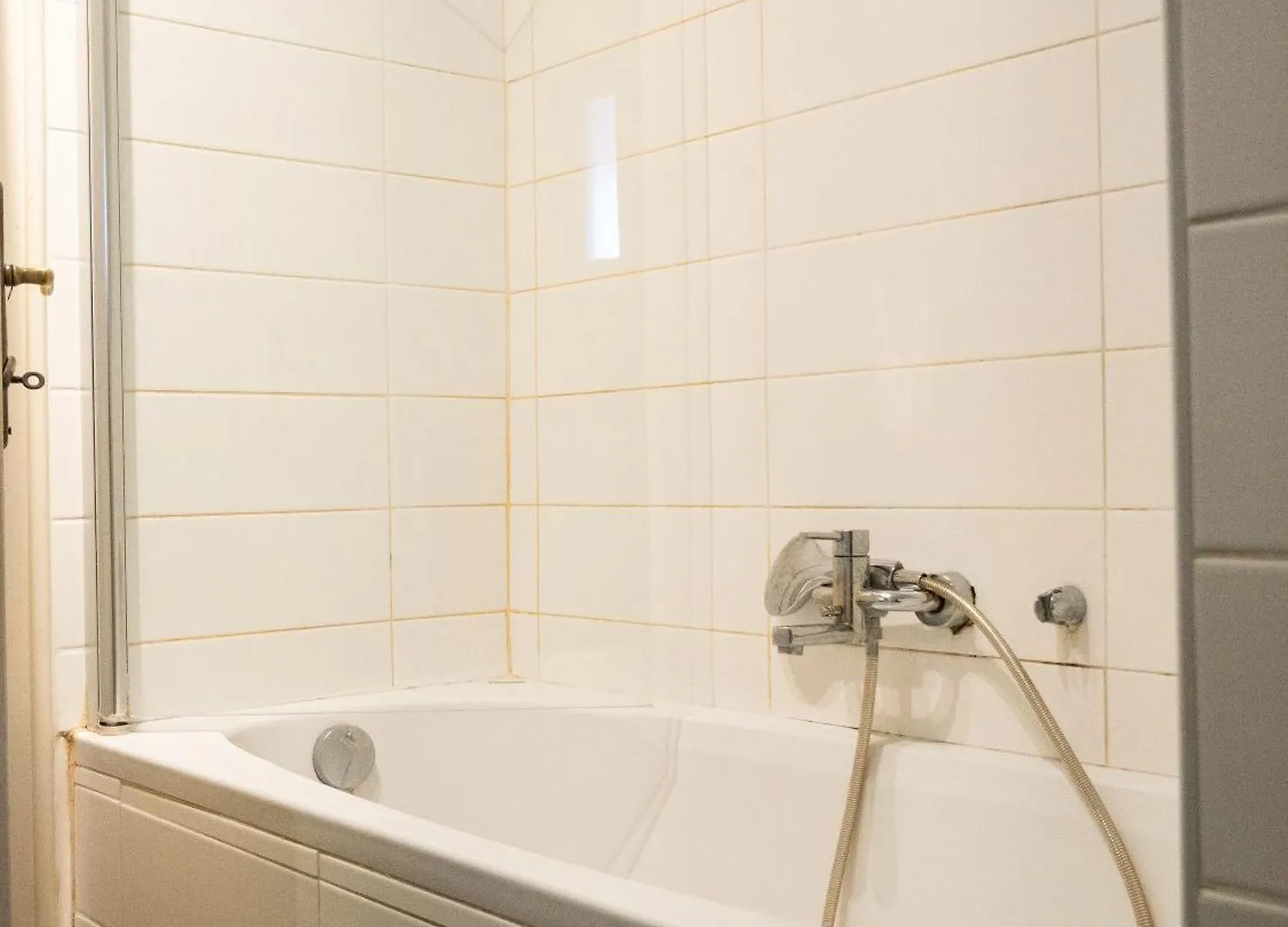 Nice Family Friendly Apartment In The City Center Lublaň